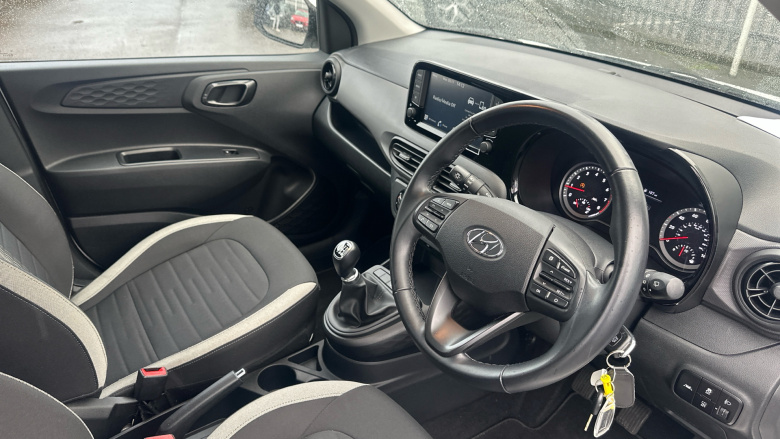 Hyundai i10 1.2 MPi SE Connect 5dr Petrol Hatchback